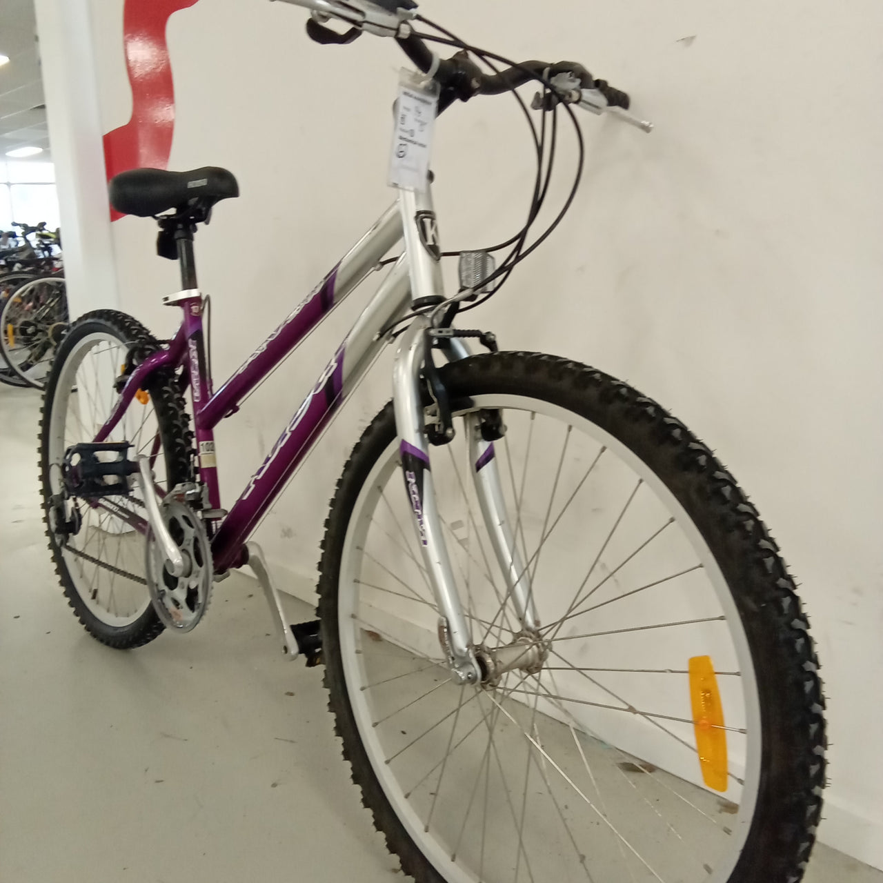1010 - 44cm Purple,
Silver, Hybrid Commuter, Bike