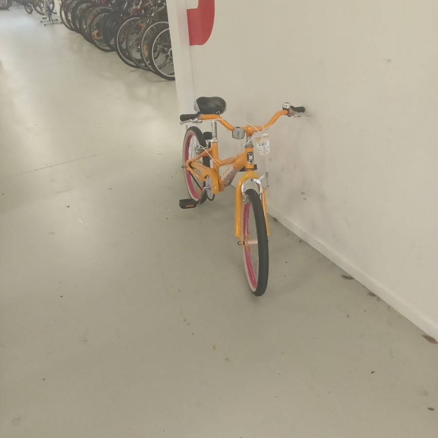 1017 - 20" Orange,
Pink, Kids, Bike