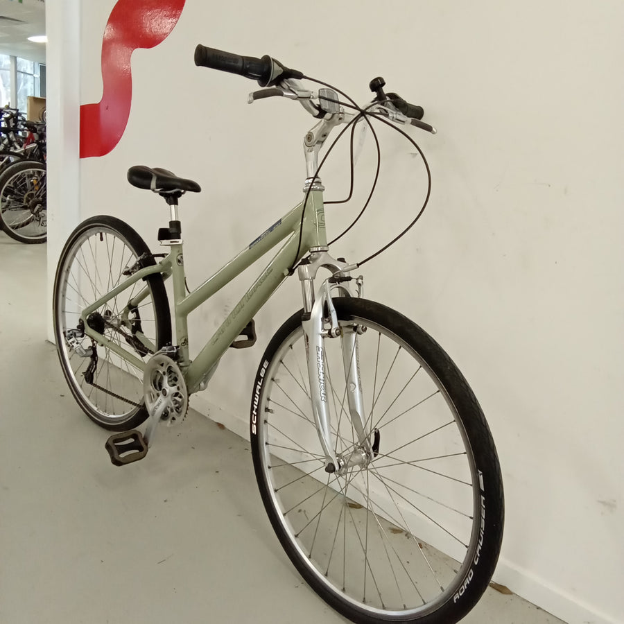 1045 - Grey/green Hybrid Commuter, Bike
