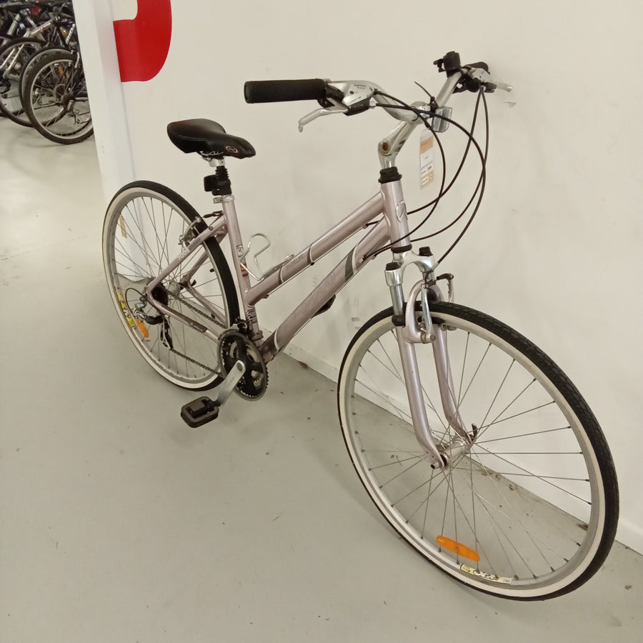 1044 - Silver, Hybrid Commuter, Bike