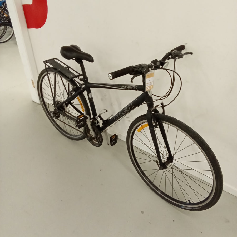 1105 - 46cm Black, Flat Bar Commuter, Bike
