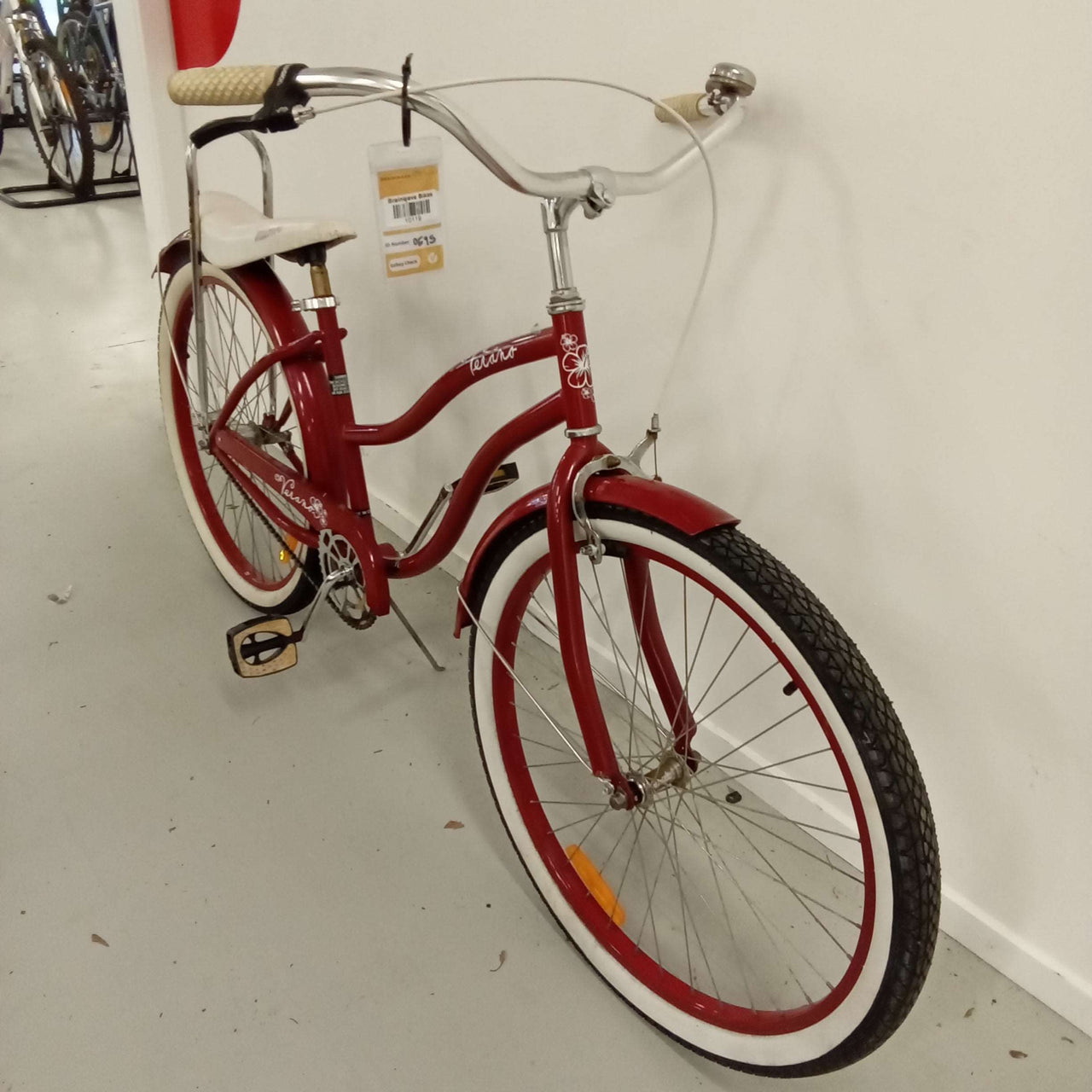 Kids, 26" Classic Bike with Mudguards, Red