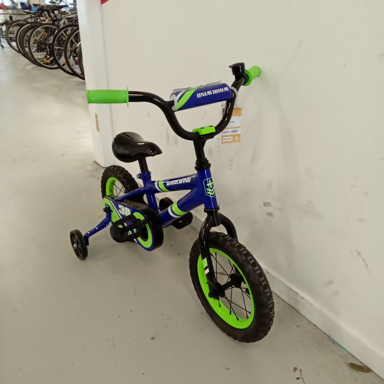 1055 - 12" Blue,
Green, Kids, Bike