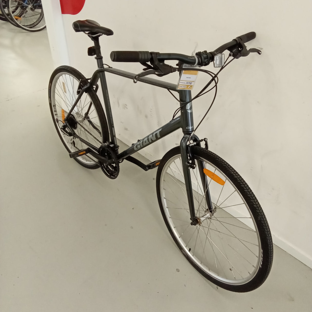 1098 - 58cm Silver, Flat Bar Commuter, Bike