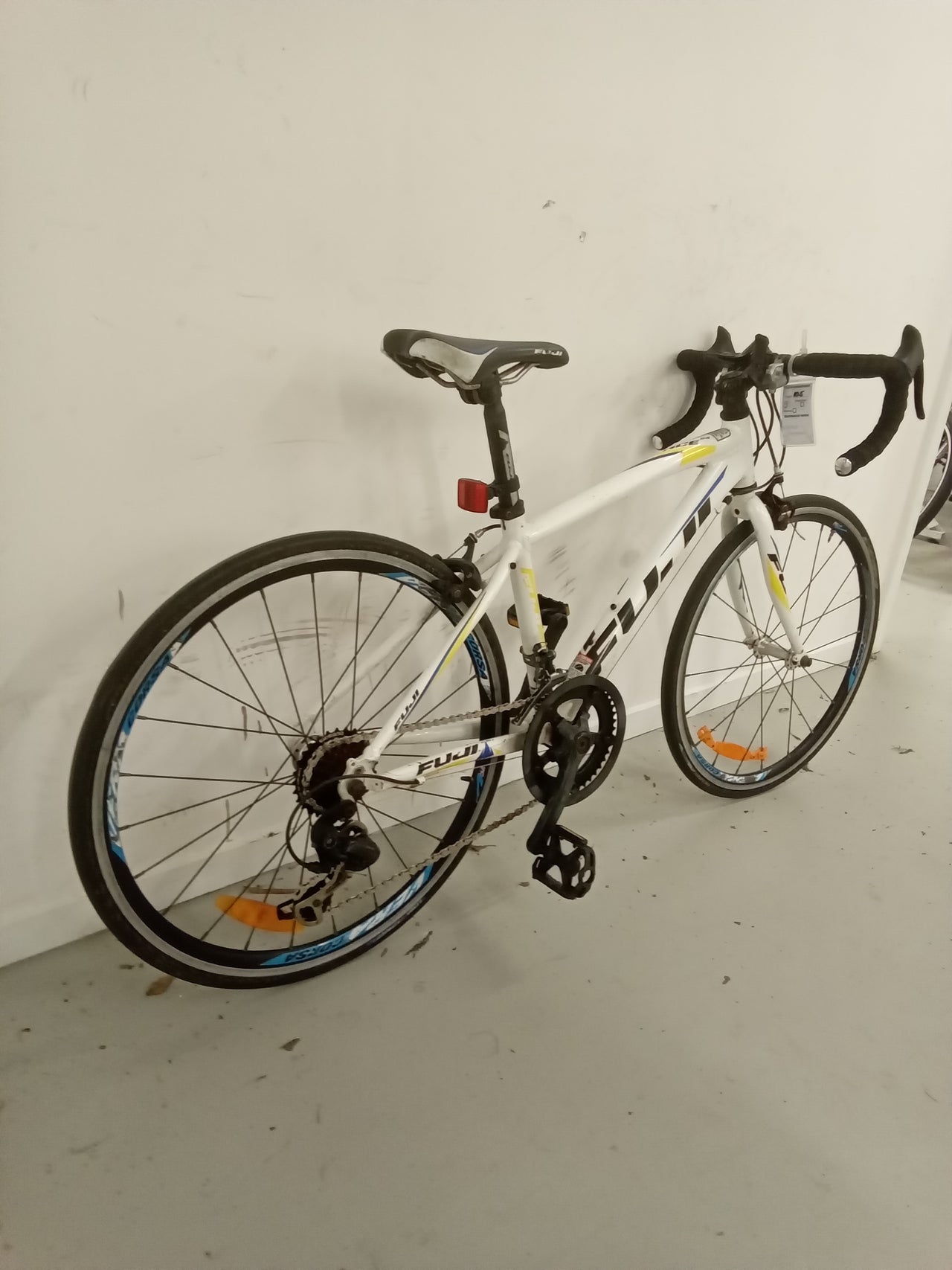 2417 - 24" Blue,
White,
Yellow, Road Bike,
Kids, Bike