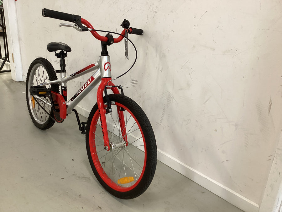 Apollo Neo 20 Bike - 20"  - Kids, Colour: Silver, Red