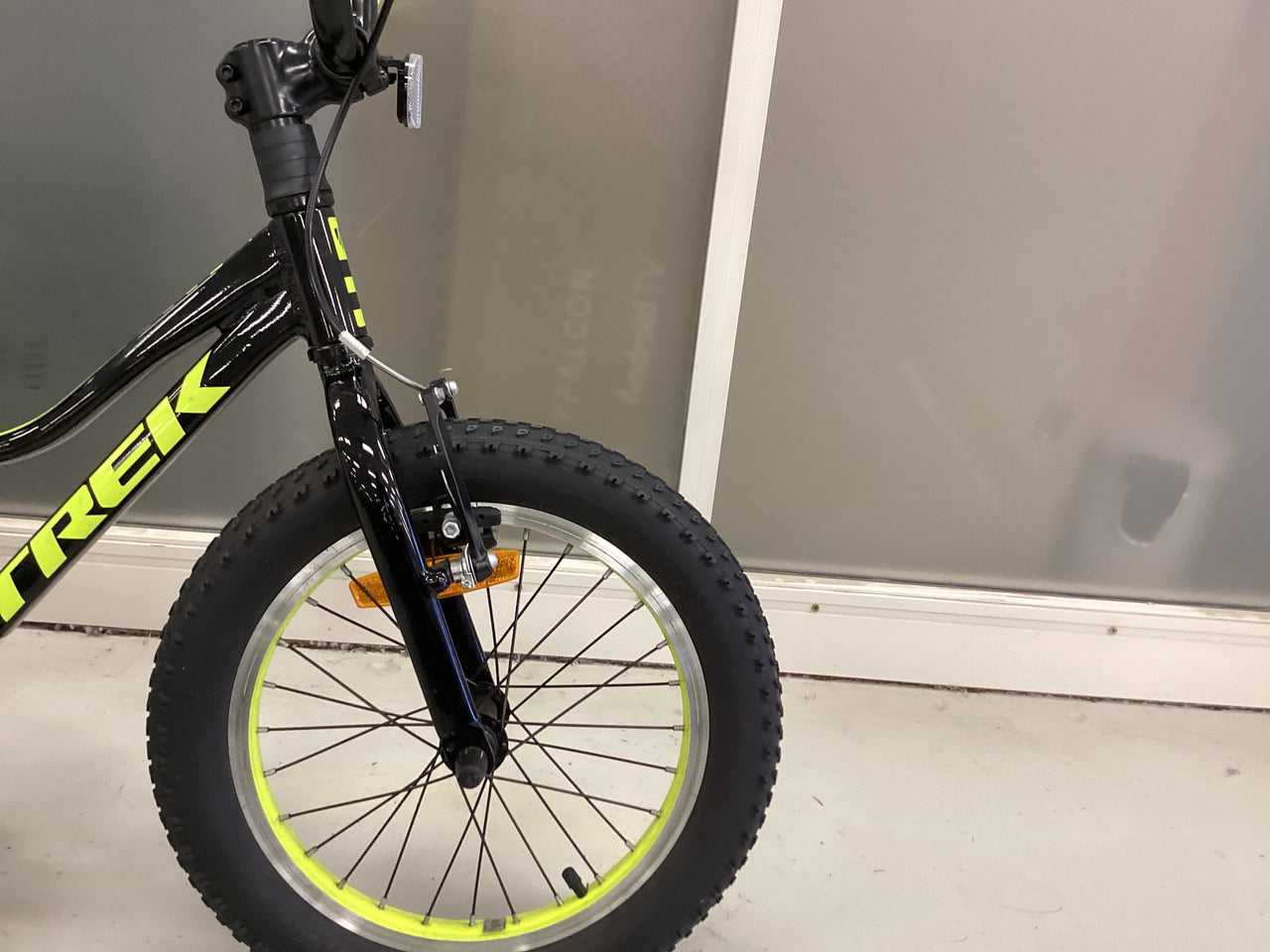 Trek - Precaliber - Kids - Black , Yellow (#4620)