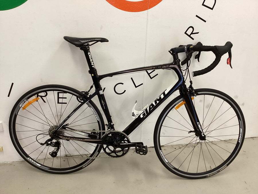 Giant Defy Bike -  56cm - Road Bike, Colour: Black, White