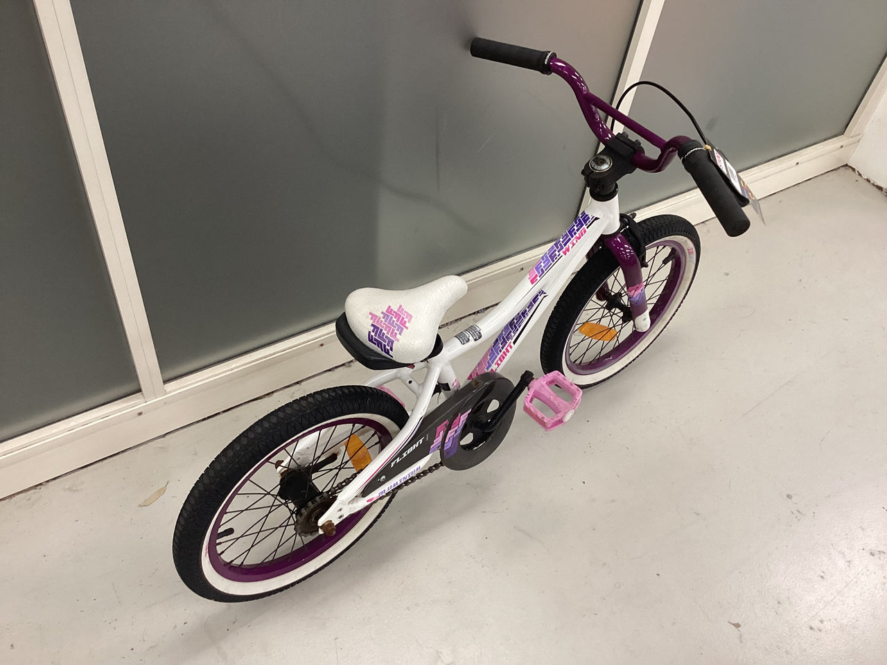 flight Wing Bike - 16"  - Kids, Colour: White, Purple