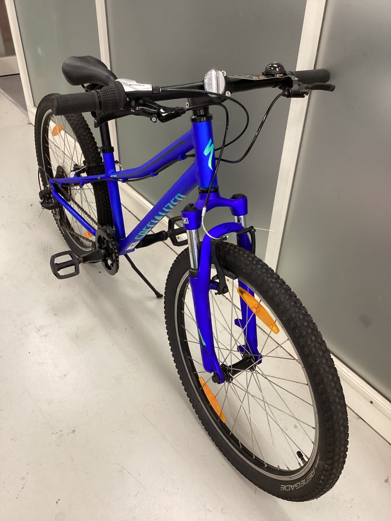 Specialized Hotrock Bike - 24"  - Kids, Colour: Blue