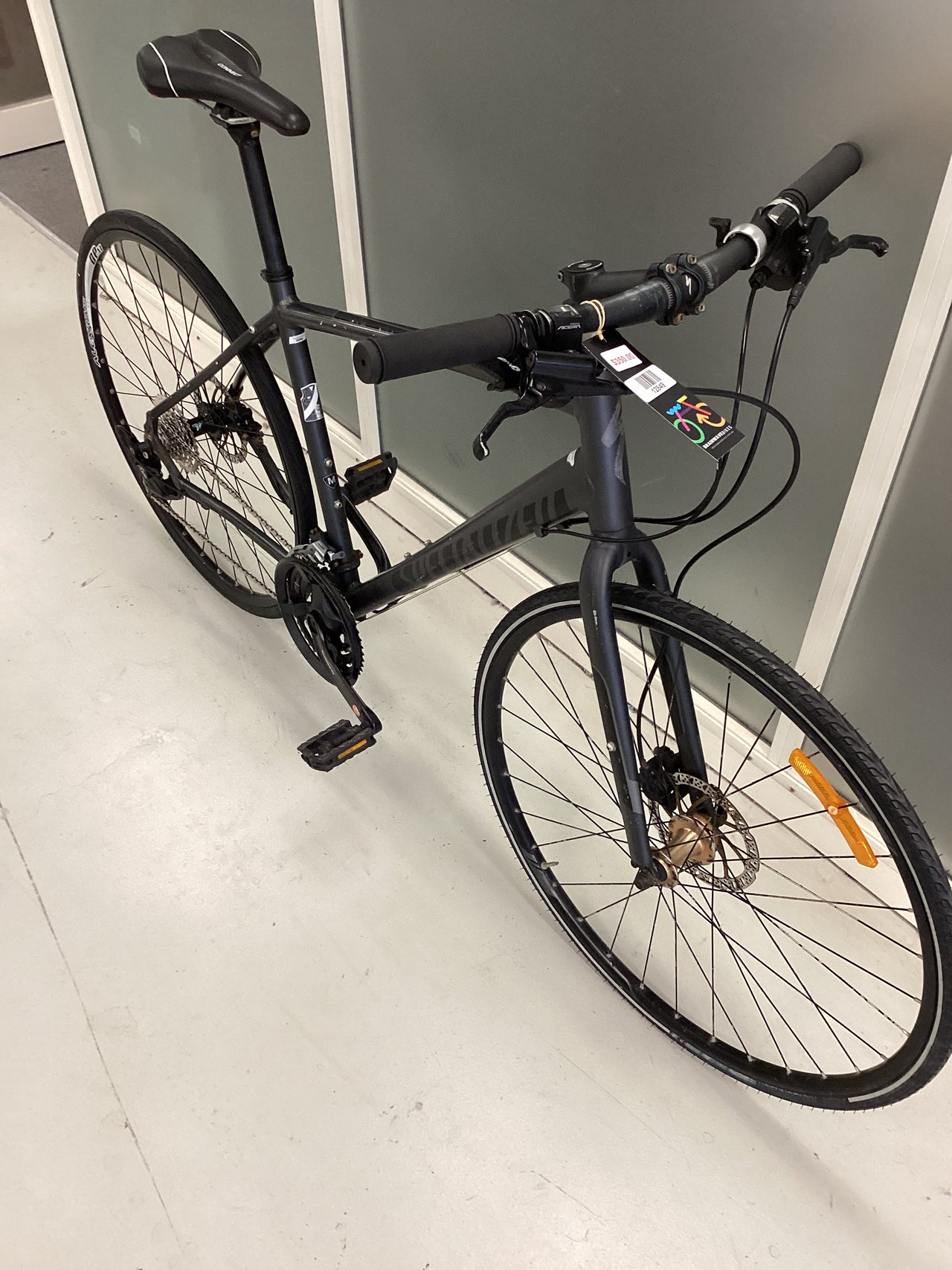 Specialized Sirrus Bike -  50cm - Flat Bar Commuter, Colour: Grey
