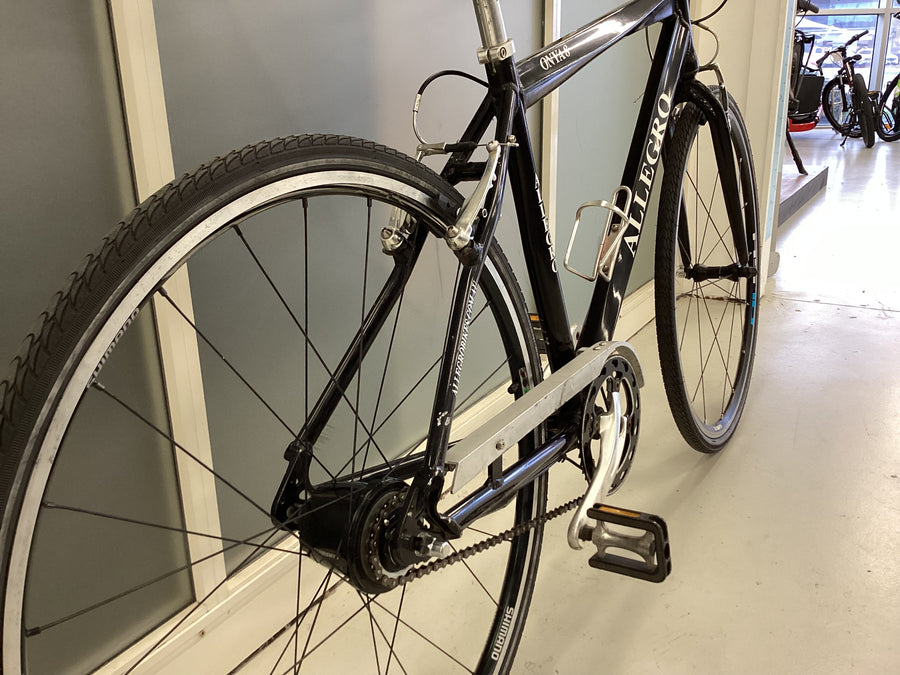Allegro Onya 8 Bike -  50cm - Flat Bar Commuter, Colour: Black, White