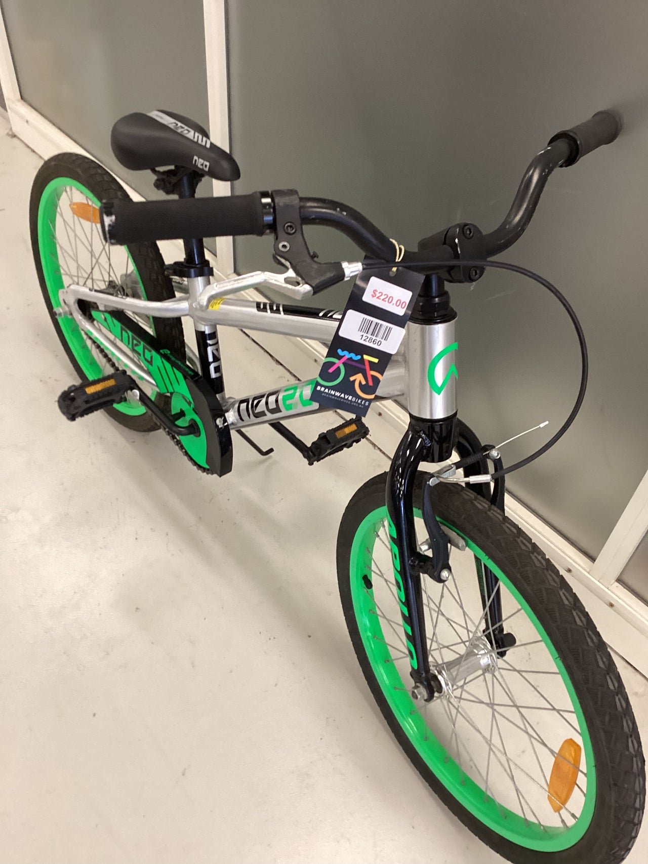 Apollo Neo 20 Bike - 20"  - Kids, Colour: Green, Silver