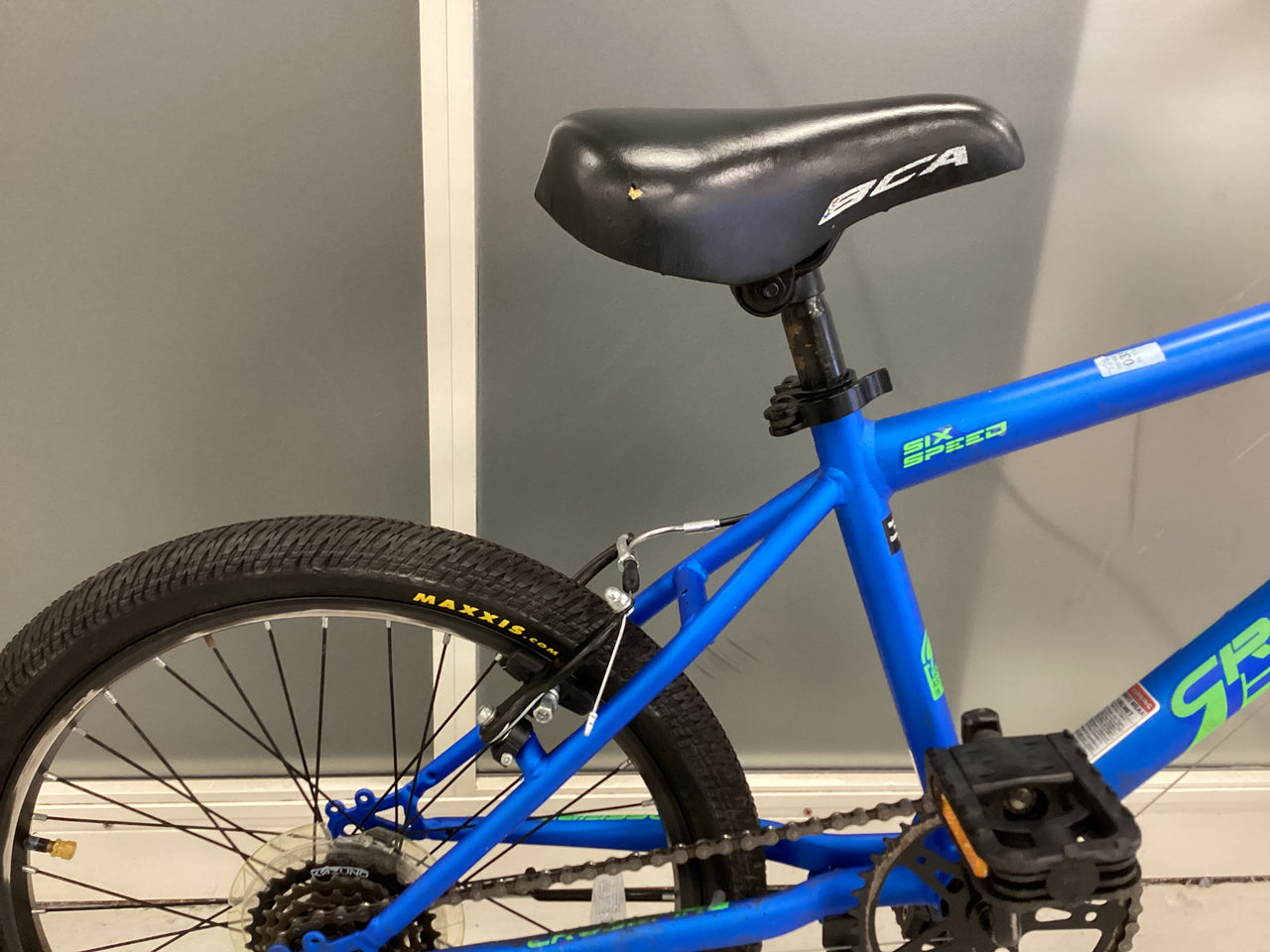 Kent Crossfire 20 Bike - 20"  - Mountain Bike,
Kids, Colour: Blue, Green