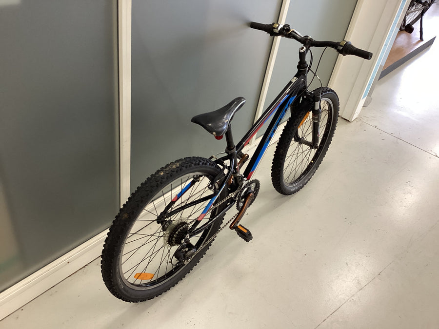 Trek MT220 Bike - 24"  - Mountain Bike,
Kids, Colour: Black, Blue, Red