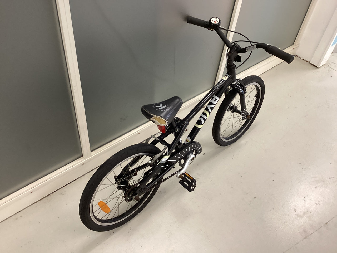Byk E350 Bike - 18"  - Kids, Colour: Black