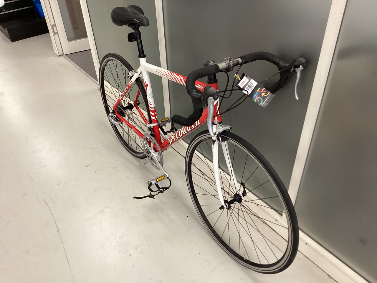 Specialized Allez Bike -  52cm - Road Bike, Colour: White, Red