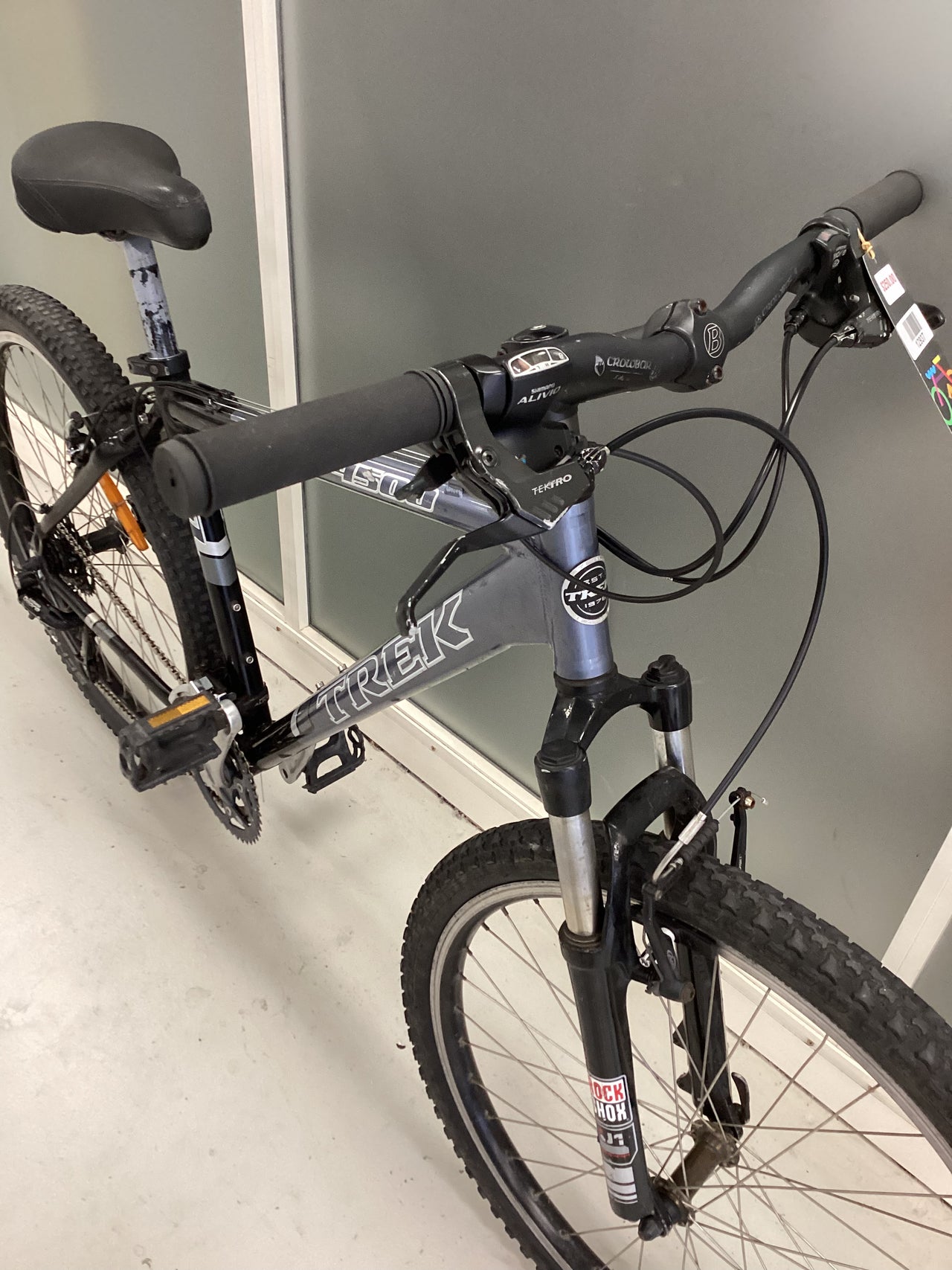 Trek 4500 Bike -  46cm - Mountain Bike, Colour: Black, Grey