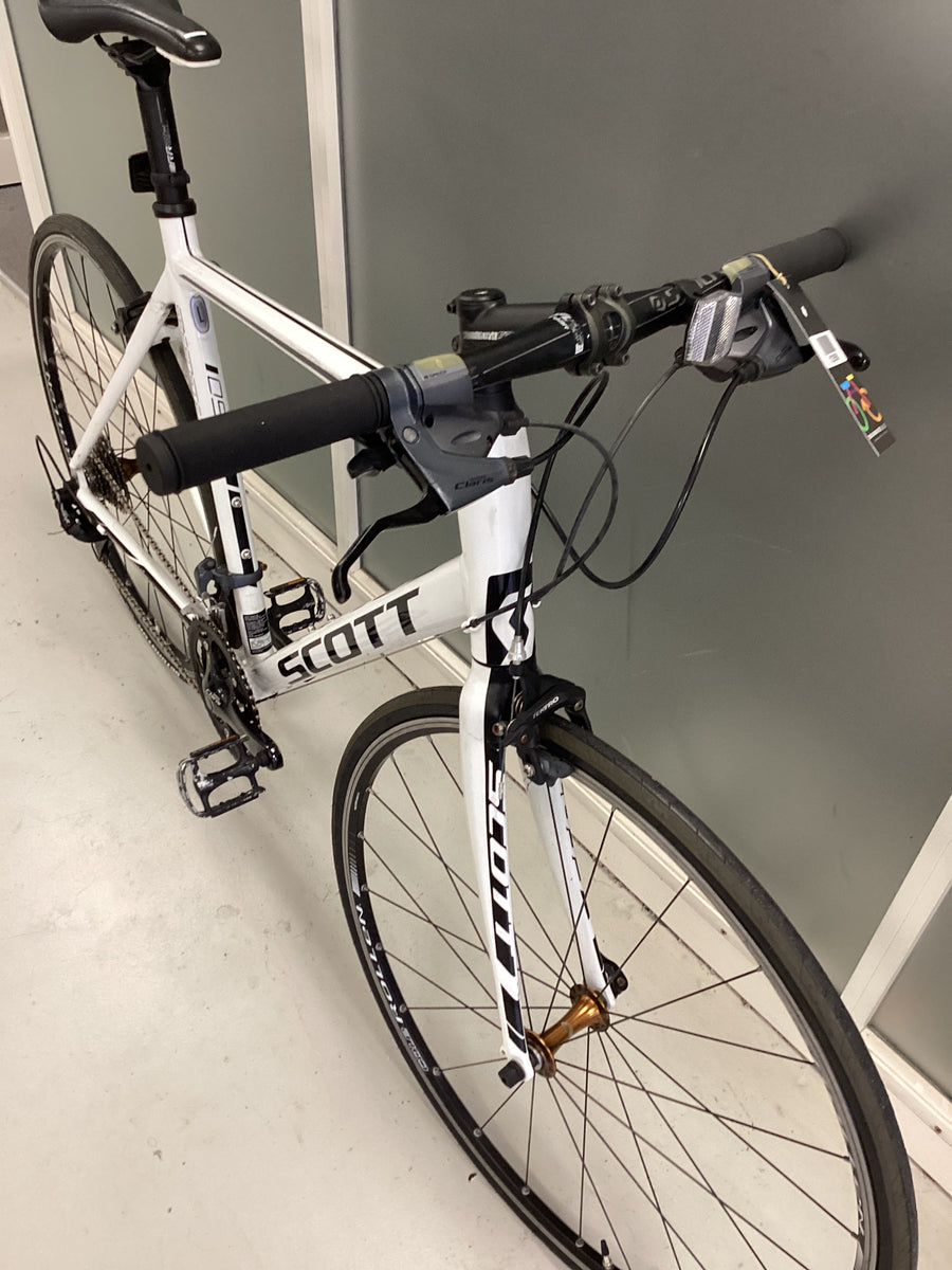 Scott Speedster Bike -  56cm - Flat Bar Commuter, Colour: Black, White