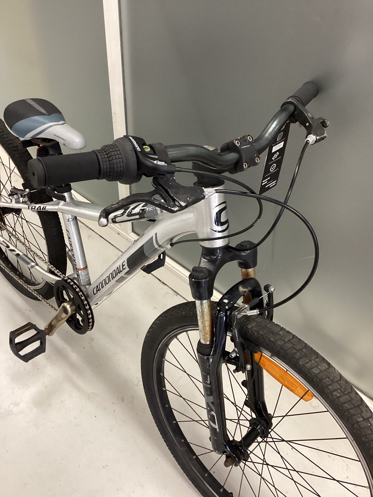 Cannondale 24 Bike - 24"  - Kids, Colour: Silver