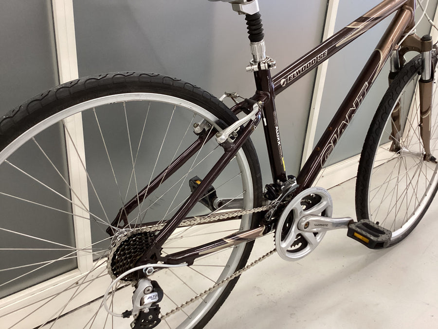 Giant Elwood Bike -  42cm - Hybrid Commuter, Colour: Brown