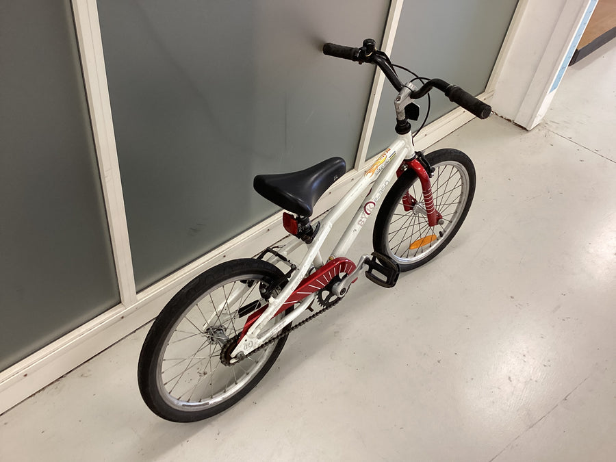 Byk E350 Bike - 18"  - Kids, Colour: White, Red