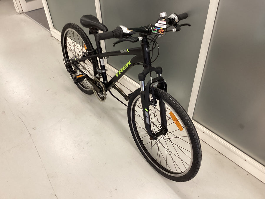 Trek Precaliber Bike - 24"  - Kids, Colour: Black, Green