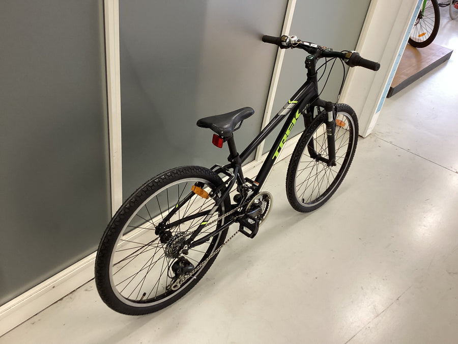 Trek Precaliber Bike - 24"  - Kids, Colour: Black, Green