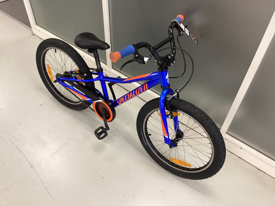 Specialized Rip Rock 20 Bike - 20"  - Kids, Colour: Blue, Orange