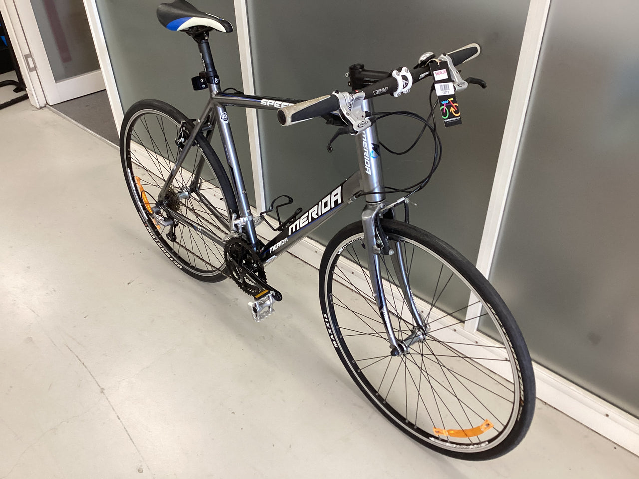 Merida Speeder Bike -  58cm - Flat Bar Commuter, Colour: Black, Silver