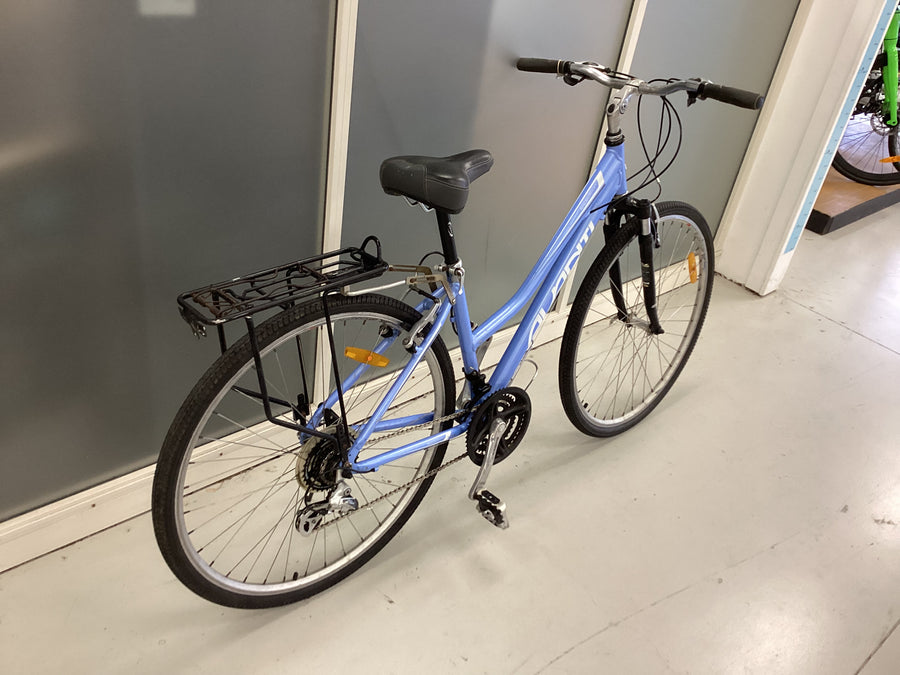 Avanti Expedition Bike -  44cm - Hybrid Commuter, Colour: Blue, White