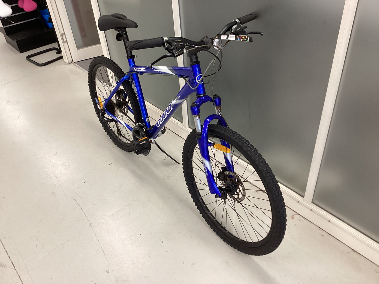 Giant Rincon Bike -  48cm - Mountain Bike, Colour: Blue, White