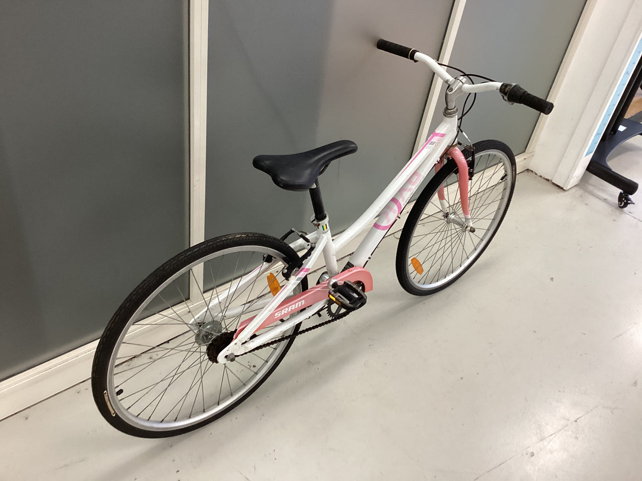 Byk E540 Bike - 24"  - Kids, Colour: White, Pink