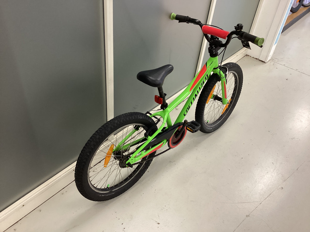 Specialized Riprock Bike - 20"  - Kids, Colour: Green, Red
