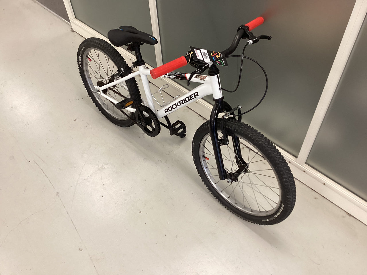 Rockrider St 100 Bike - 20"  - Kids, Colour: White