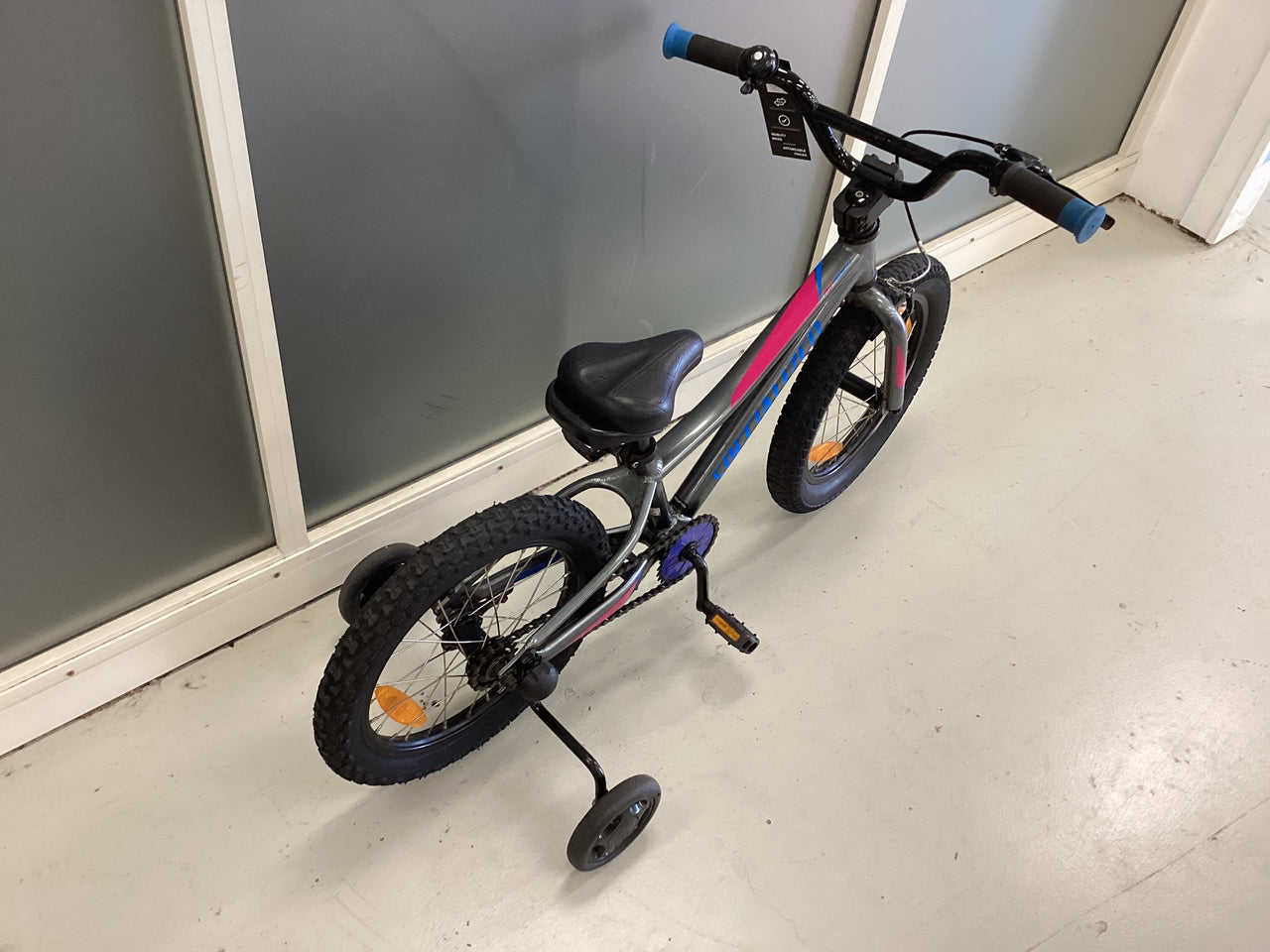 specialized Riprock Bike - 16"  - Kids, Colour: Blue, Pink, Grey