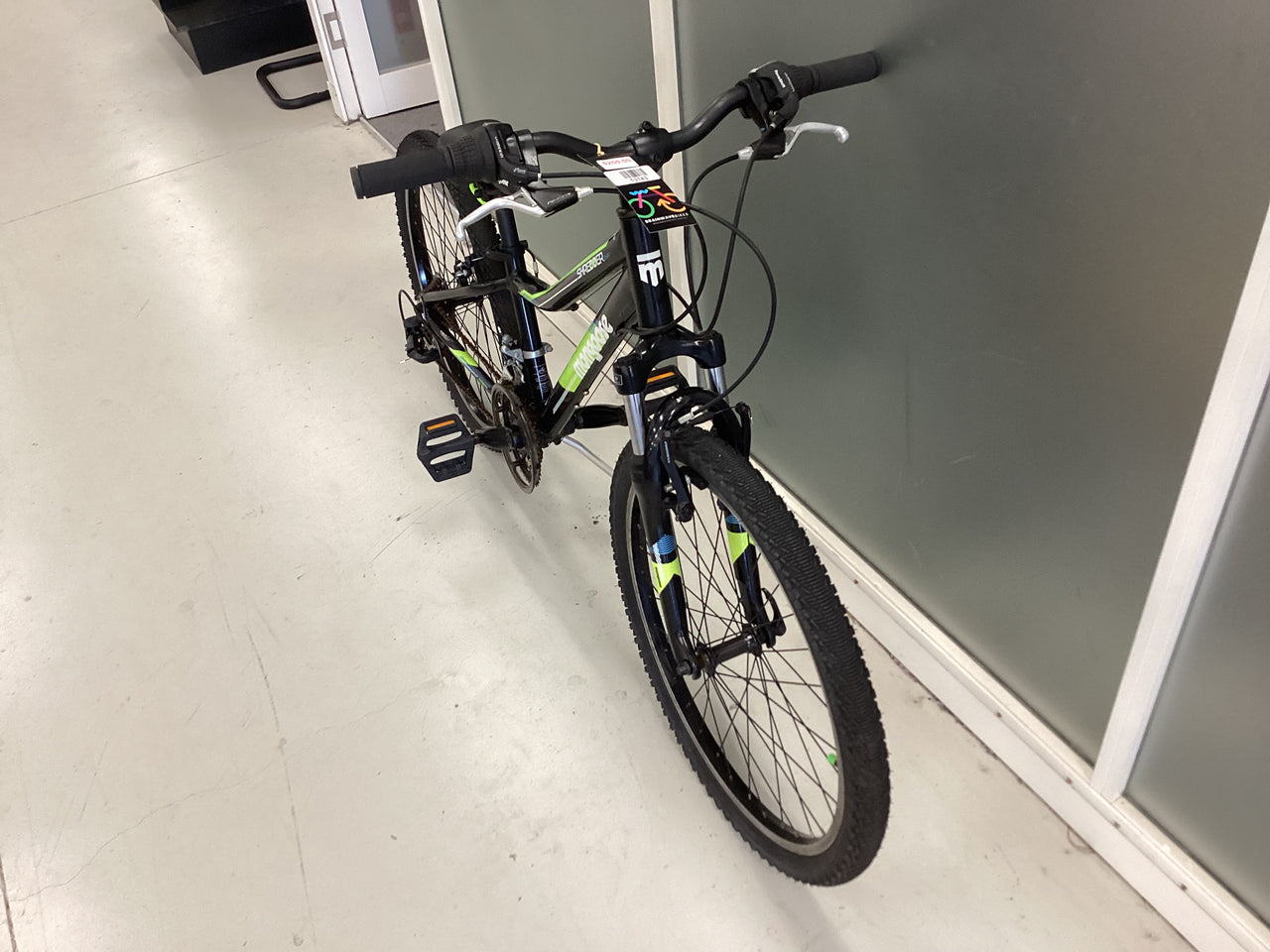 mongoose Shredder Bike - 24"  - Kids, Colour: Black, Green