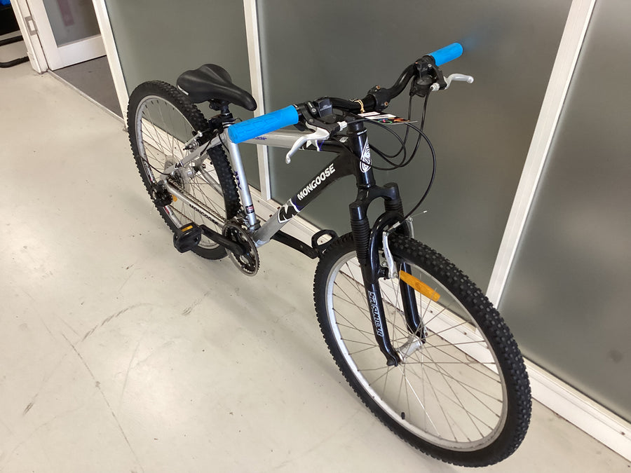 Mongoose Rockadile Bike - 26"  - Mountain Bike, Colour: Black, Silver