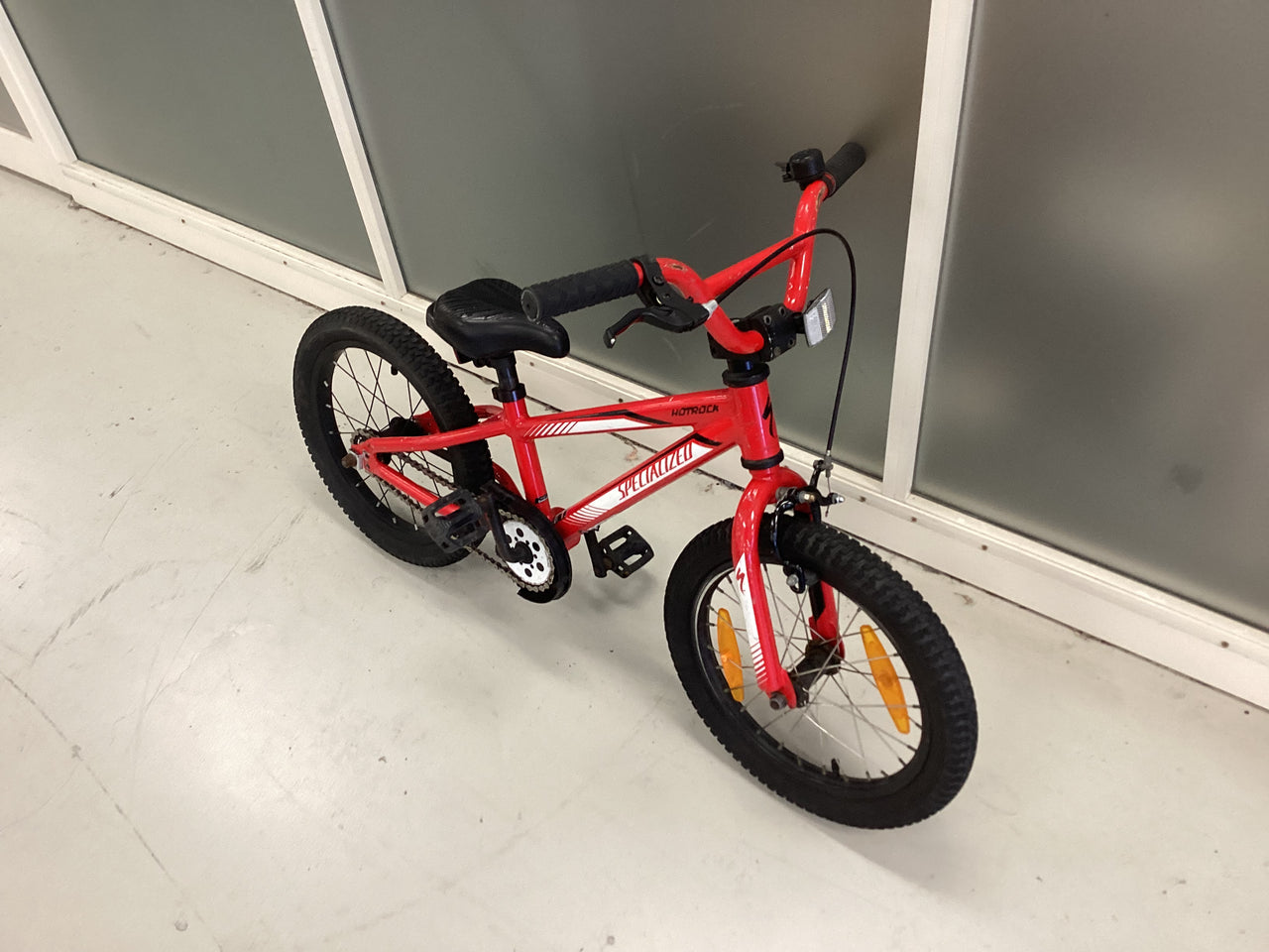 specialized Hotrock Bike - 16"  - Kids, Colour: Red