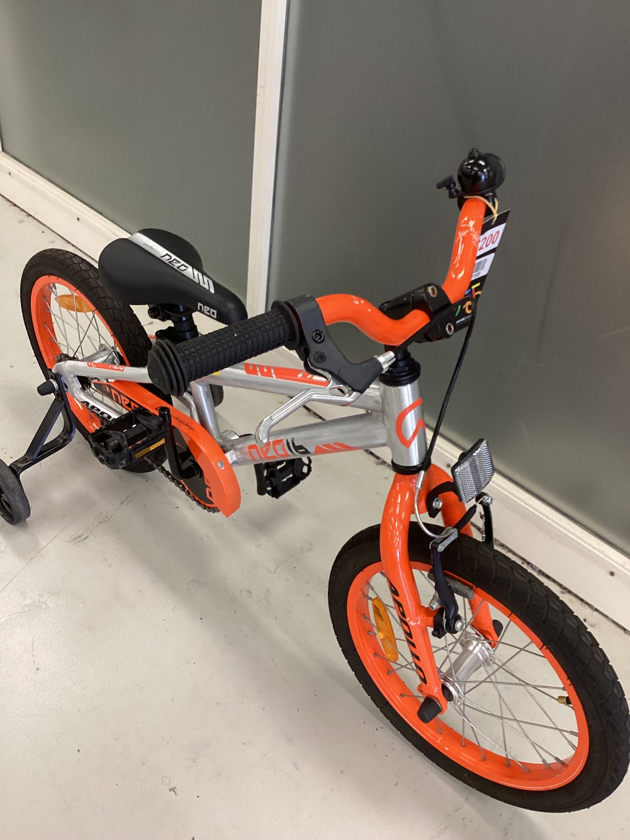 Neo 16 Bike - 16"  - Kids, Colour: Orange, Silver
