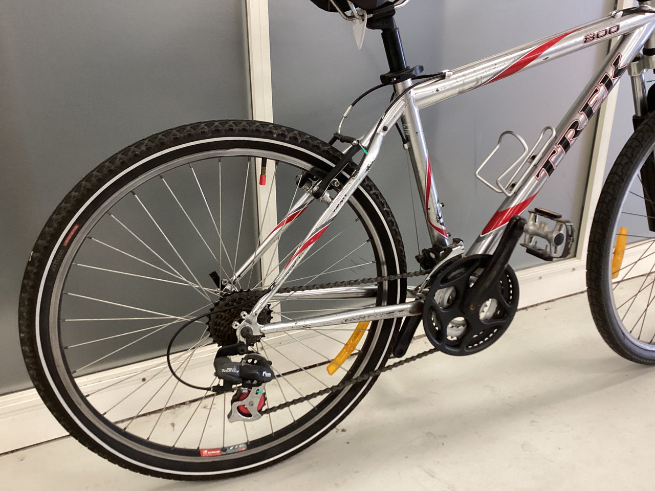 Trek 800 Bike - 26"  - Mountain Bike, Colour: Silver