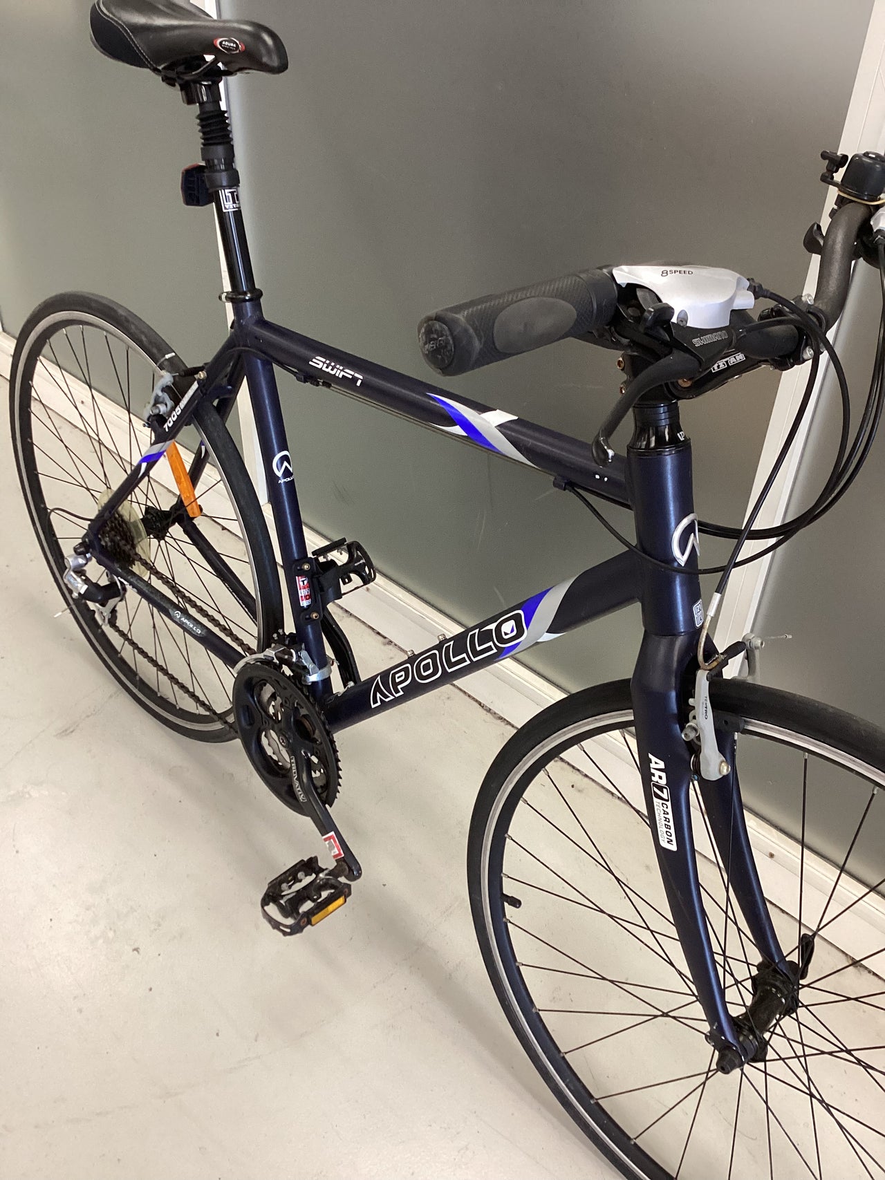 Apollo Swift Bike -  52cm - Flat Bar Commuter, Colour: Blue