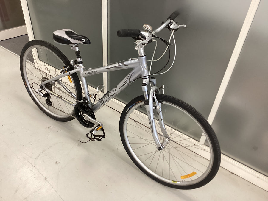 G8ant Cypress Bike -  38cm - Hybrid Commuter, Colour: Silver
