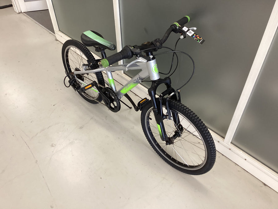 Avanti Shadow Bike - 20"  - Kids, Colour: Green, Silver