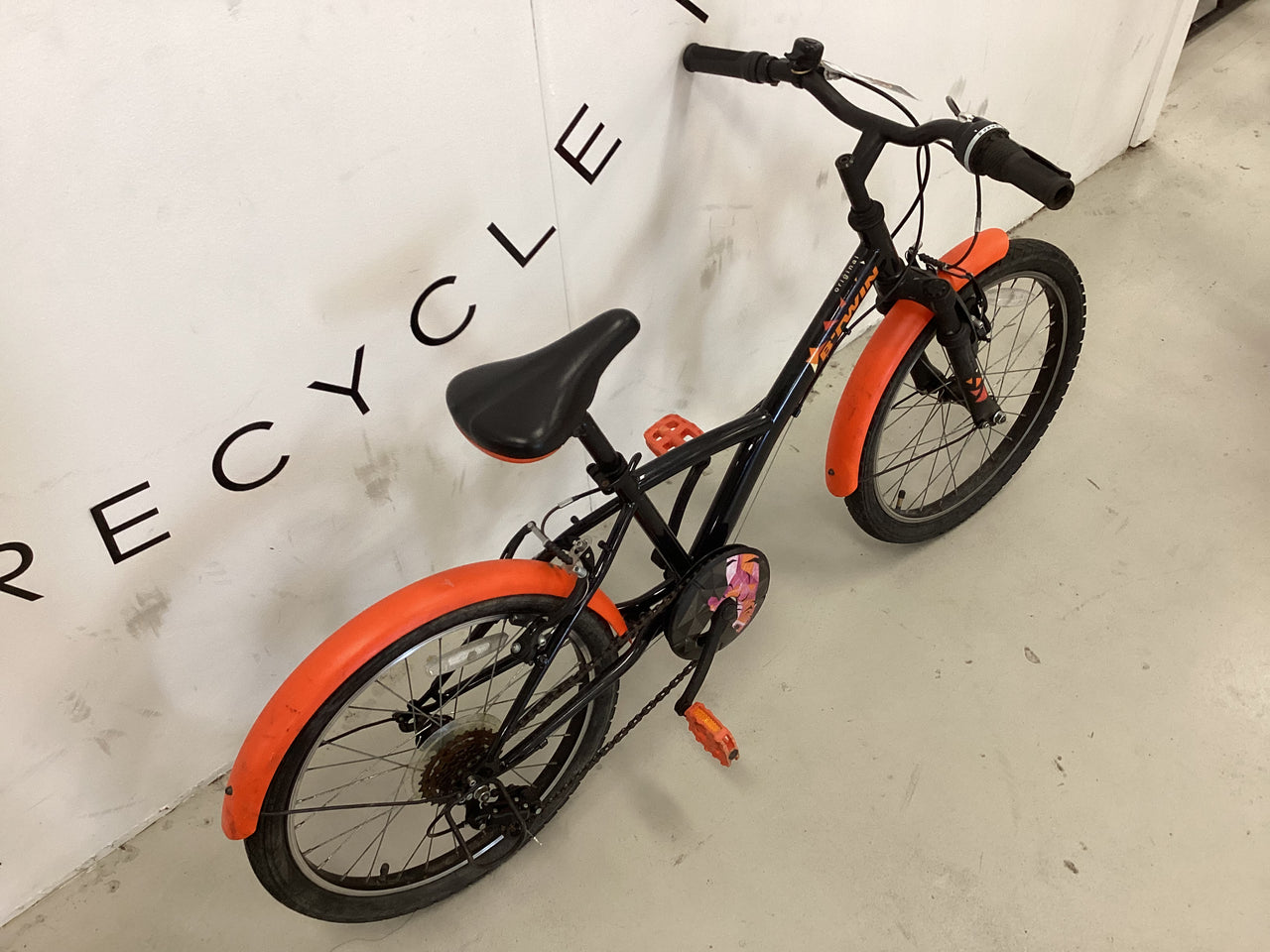 Btwin  Bike - 20"  - Kids, Colour: Black, Orange
