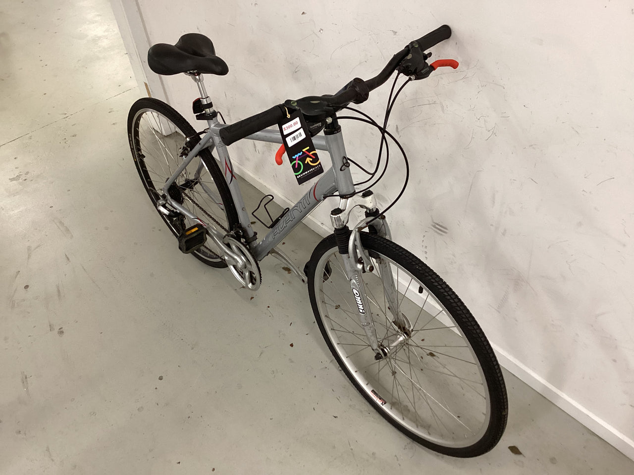 Avanti Discovery Bike -   - Flat Bar Commuter, Colour: Silver