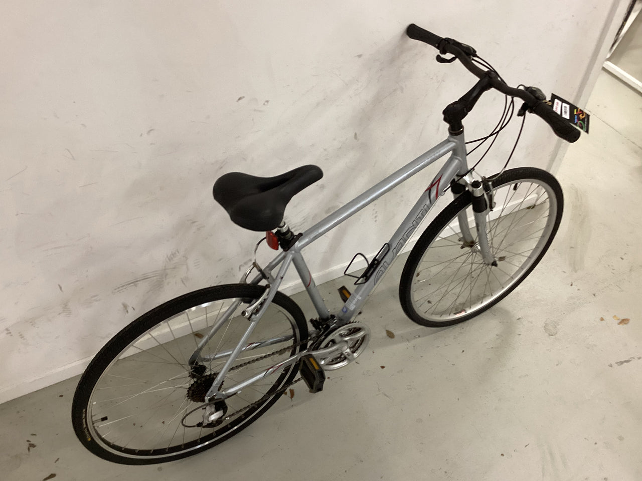 Avanti Discovery Bike -   - Flat Bar Commuter, Colour: Silver