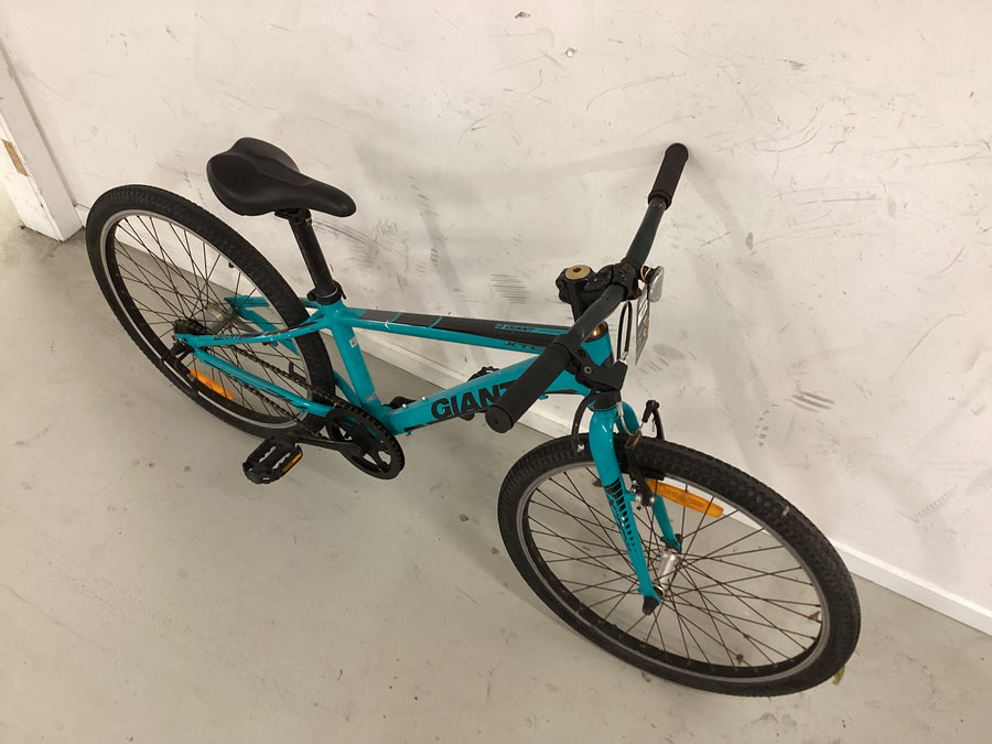 Giant XTC jr Bike - 24"  - Kids, Colour: Turquoise