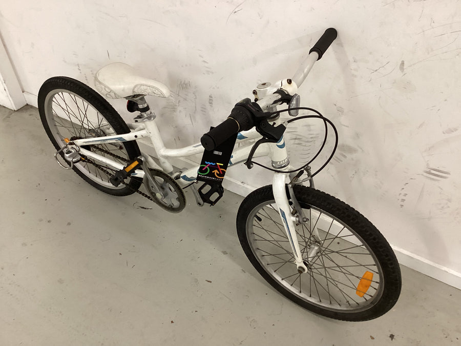 giant Veer Bike - 20"  - Kids, Colour: White