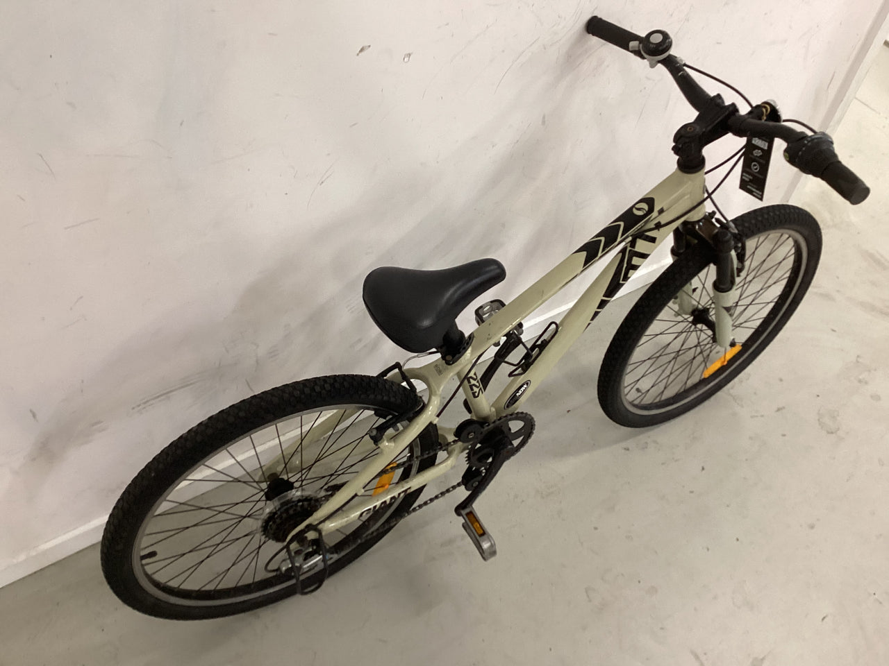 giant 225 Bike - 24"  - Kids, Colour: Brown